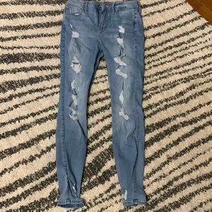 HOLLISTER CALIFORNIA Curvy High-Rise Super Skinny